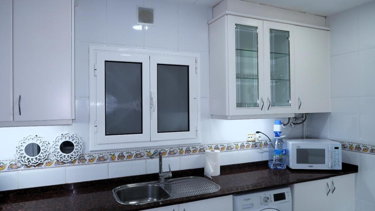 Entire Apartment , 2 Bedrooms Newly Remodeled Center Sitges Barcelona מראה חיצוני תמונה