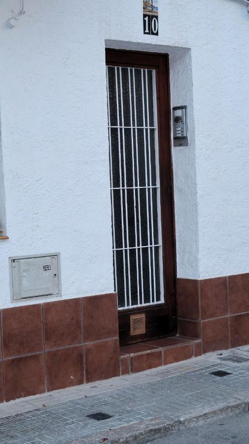 Entire Apartment , 2 Bedrooms Newly Remodeled Center Sitges Barcelona מראה חיצוני תמונה
